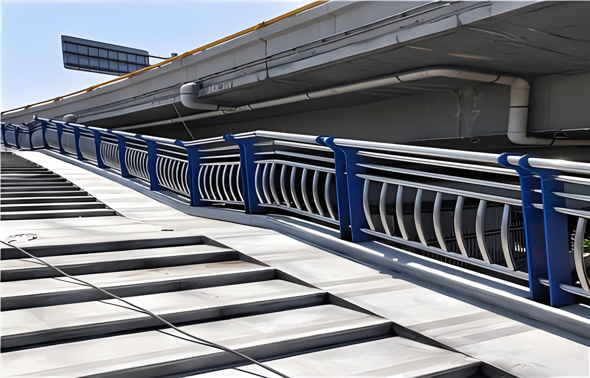 汕尾不锈钢桥梁护栏维护方案：确保安全，延长使用寿命